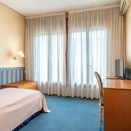 מלון Grand Torino אבנו טרמה