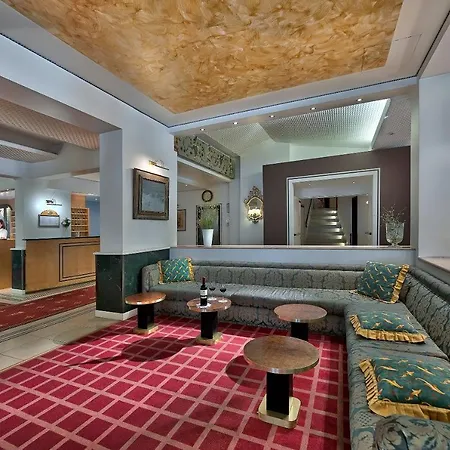 Grand Torino 4*