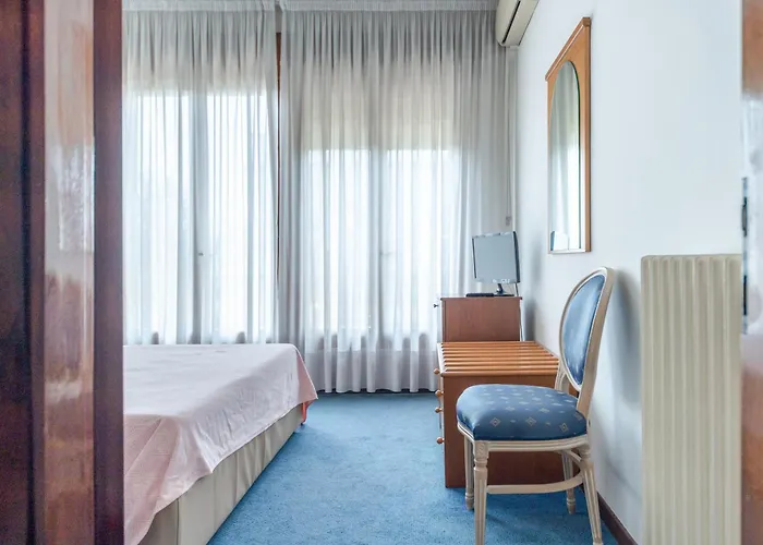 Hotell Grand Torino 4*